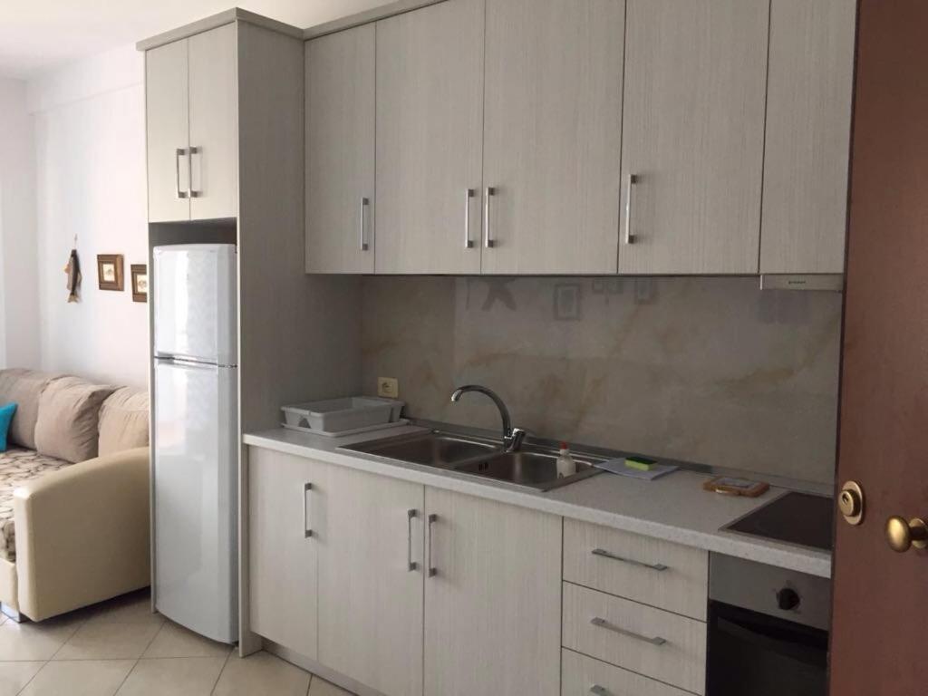 Apart-Hotel Alvi Sarandë Eksteriør bilde