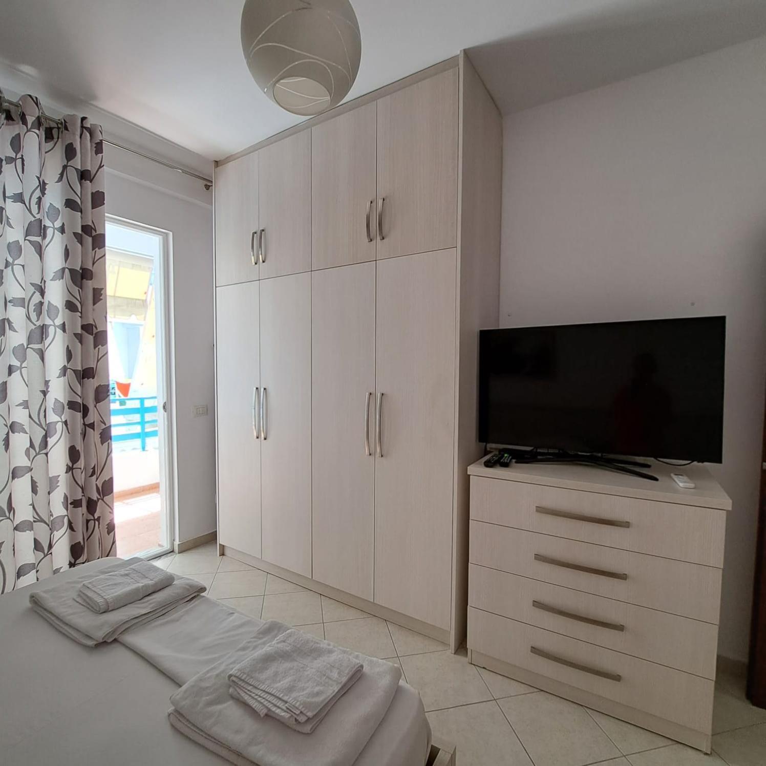 Apart-Hotel Alvi Sarandë Eksteriør bilde