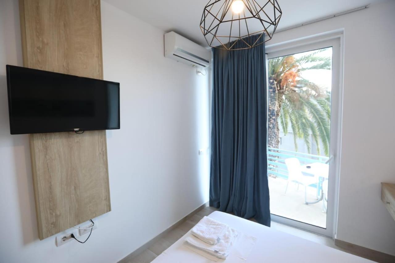 Apart-Hotel Alvi Sarandë Eksteriør bilde