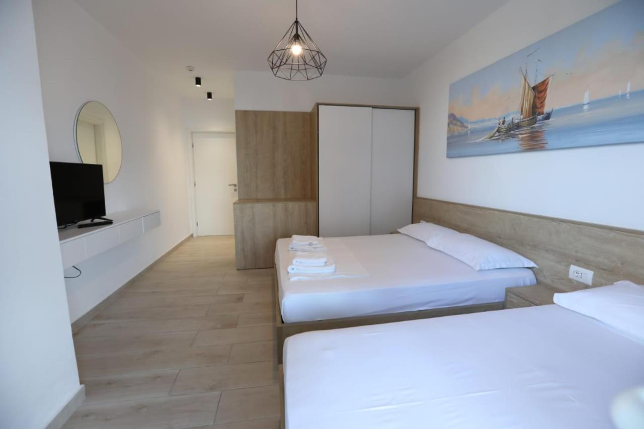 Apart-Hotel Alvi Sarandë Eksteriør bilde